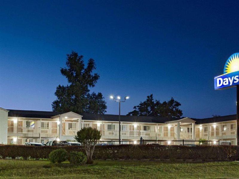 Days Inn By Wyndham Kerrville Exterior foto